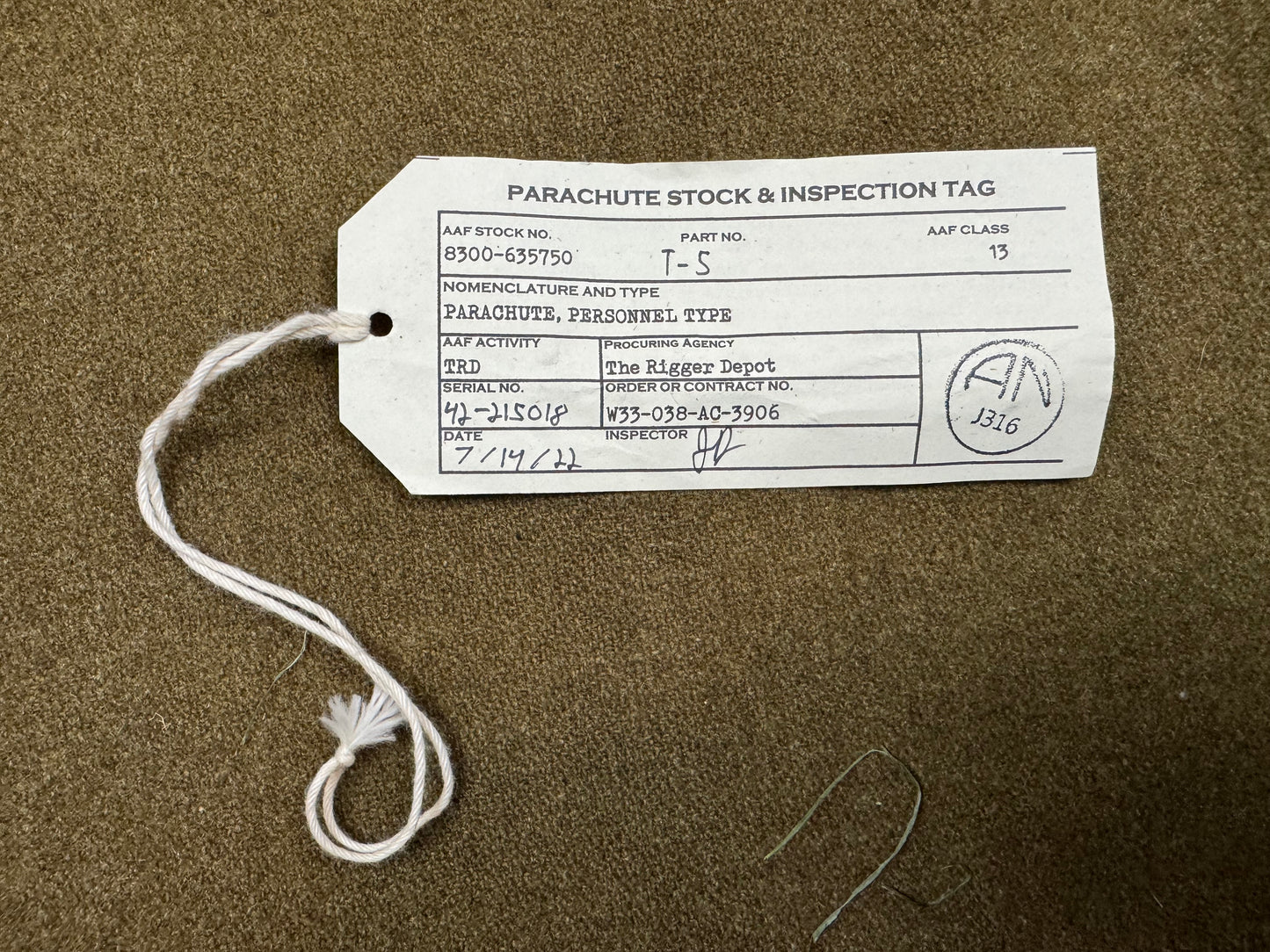 T-5 Parachute with Reserve (canopies included)